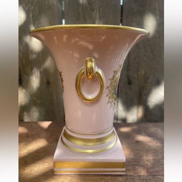 Vintage Blush Pink & Gold Vase Victorian Cottage Shabby Chic Floral Cottagecore - Picture 4 of 6